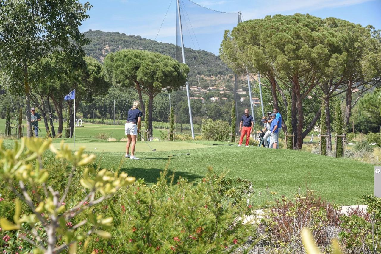 Apartahotel Le Clos Des Oliviers 4*